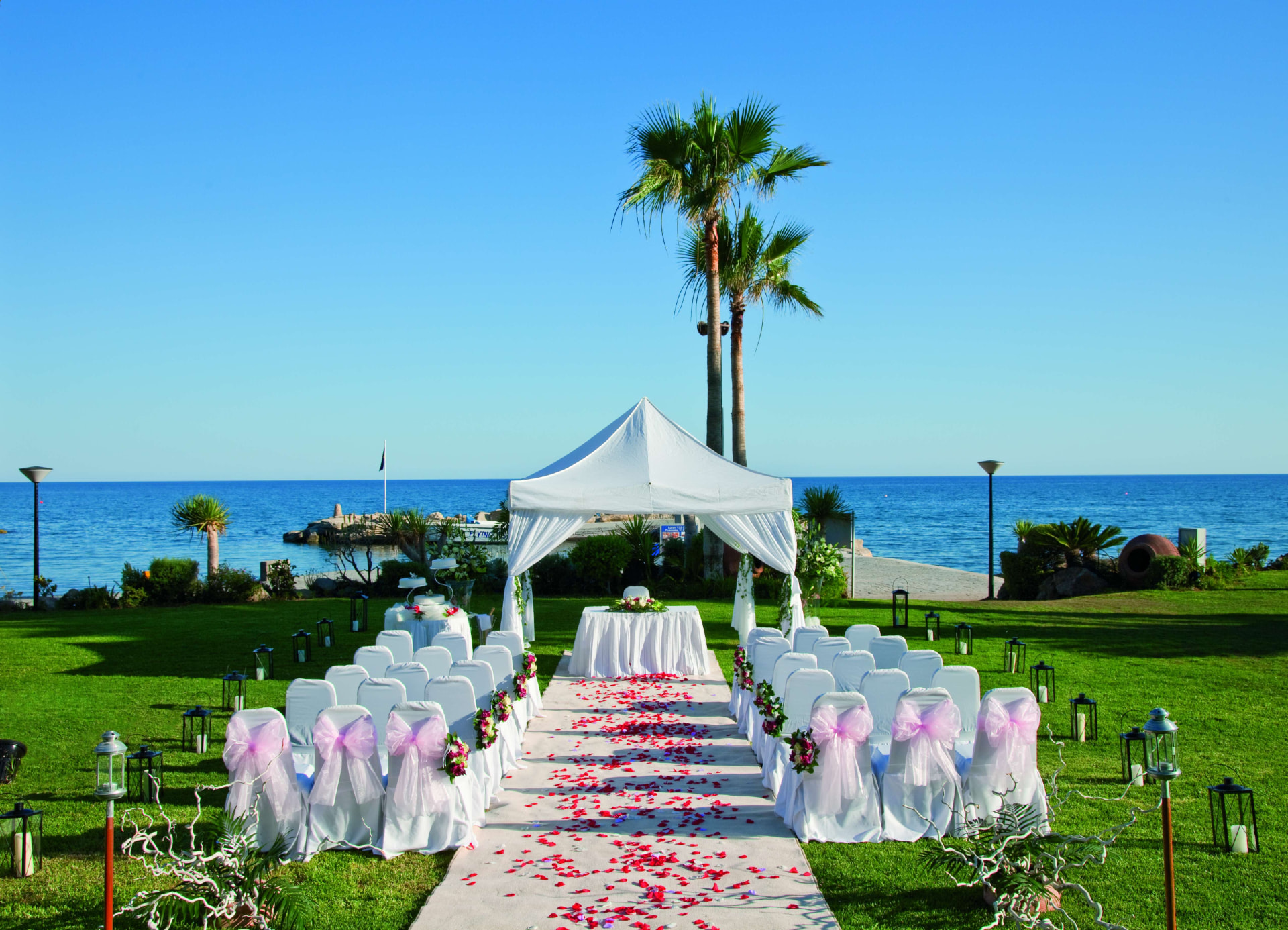 Amathus Beach Hotel Limassol — photo 1